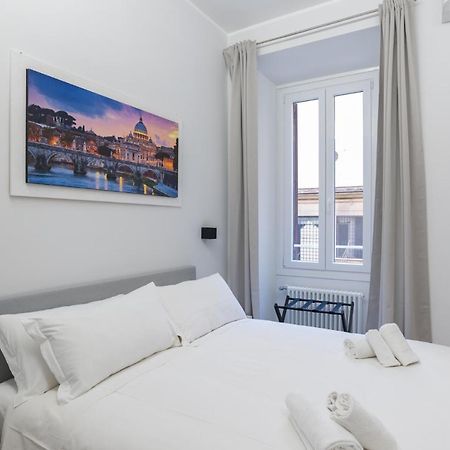 White Home Suite And Rooms Roma Exterior foto