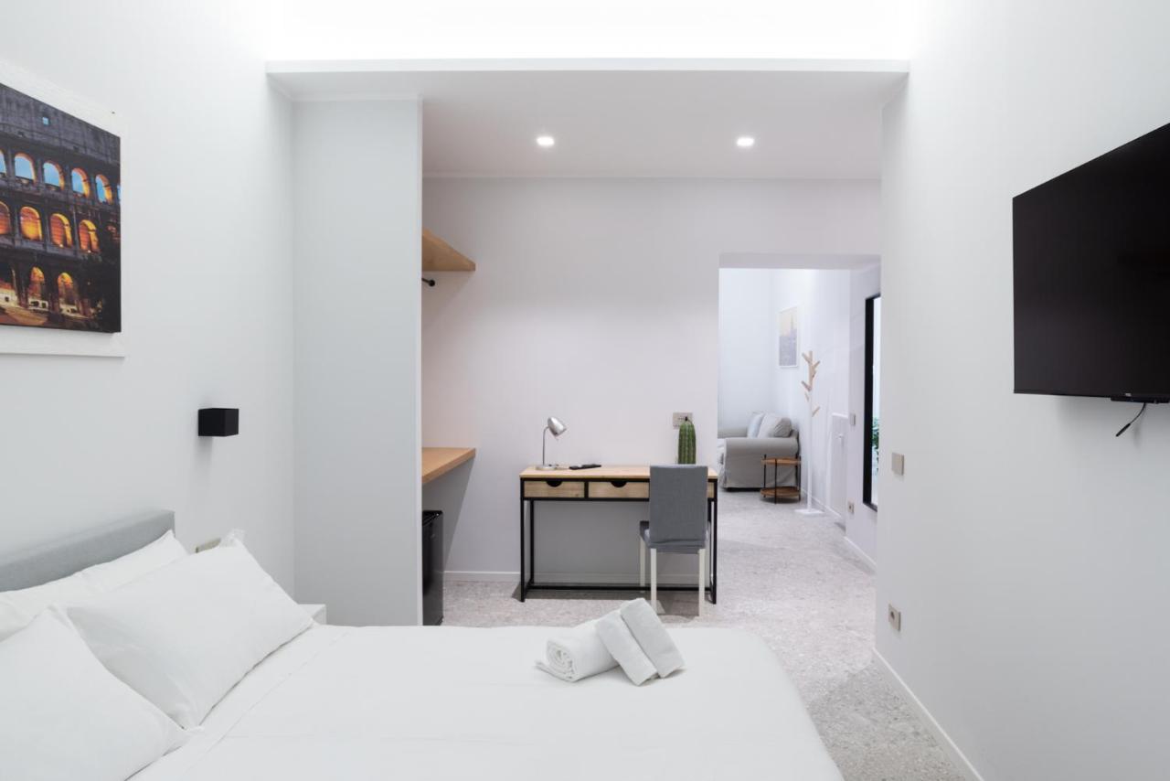 White Home Suite And Rooms Roma Exterior foto