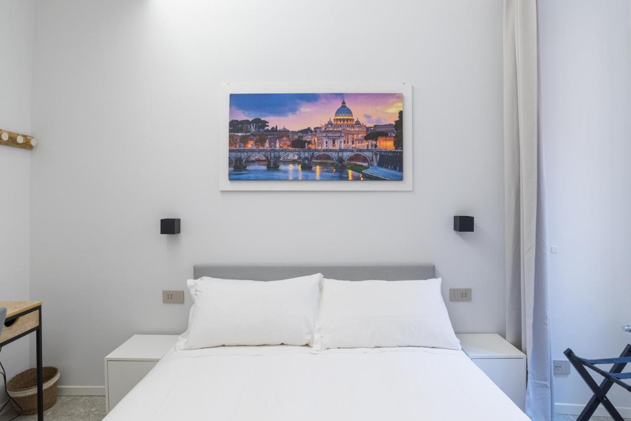 White Home Suite And Rooms Roma Exterior foto